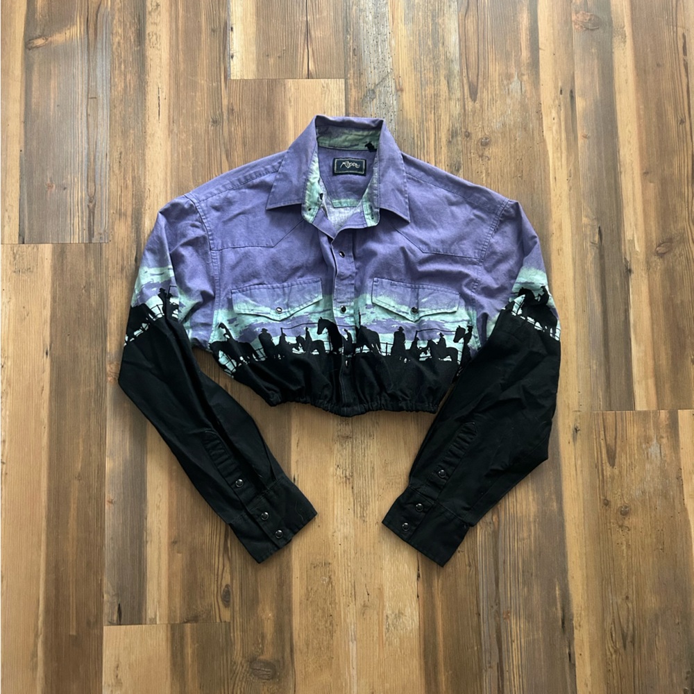 Customized Vintage Pearl Snap Cropped Top